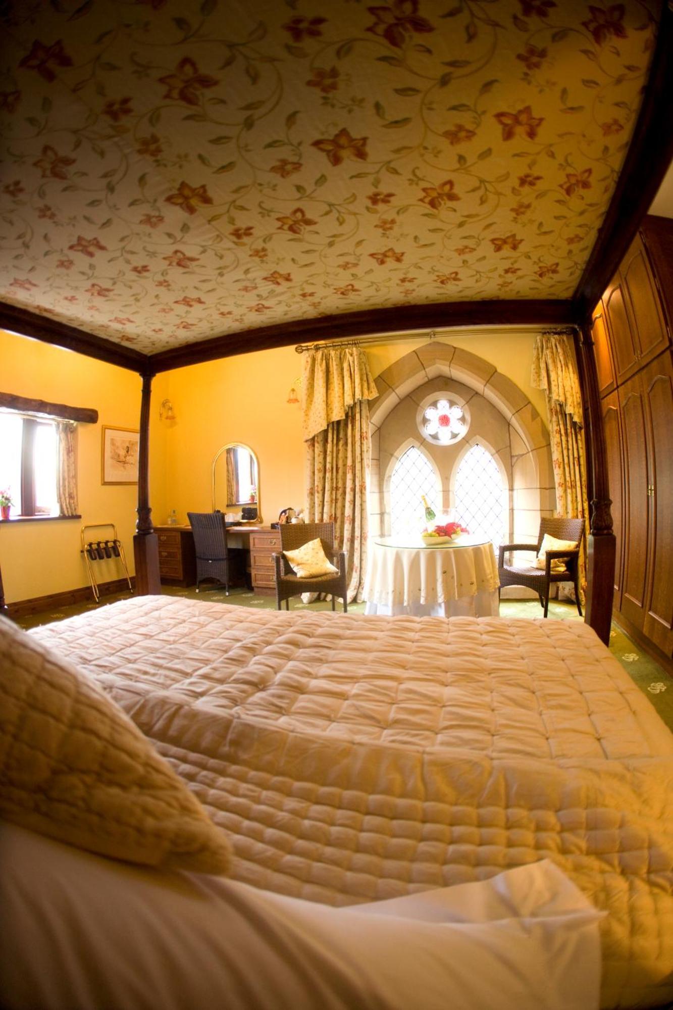 Hotel Gibbon Bridge 4*