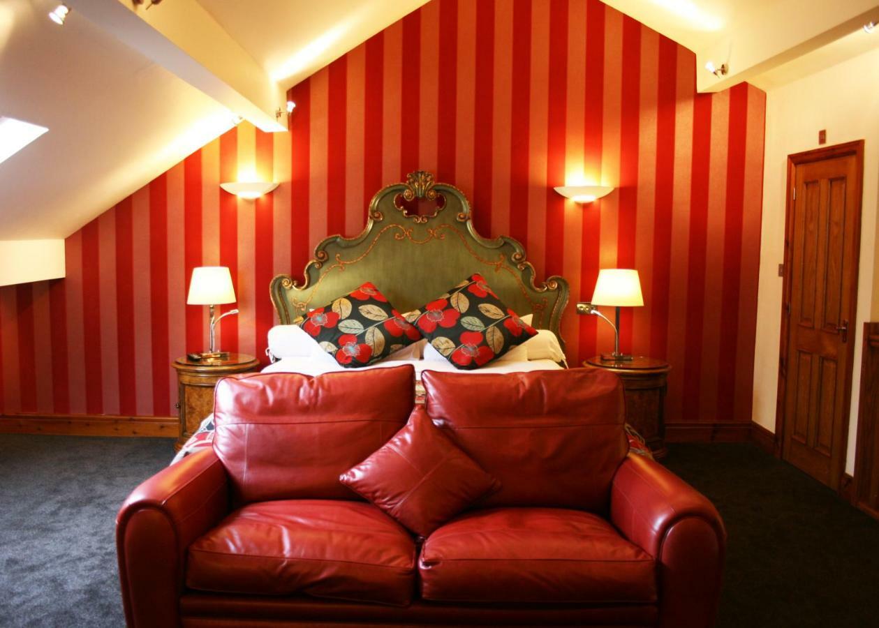 Gibbon Bridge Hotel 4*